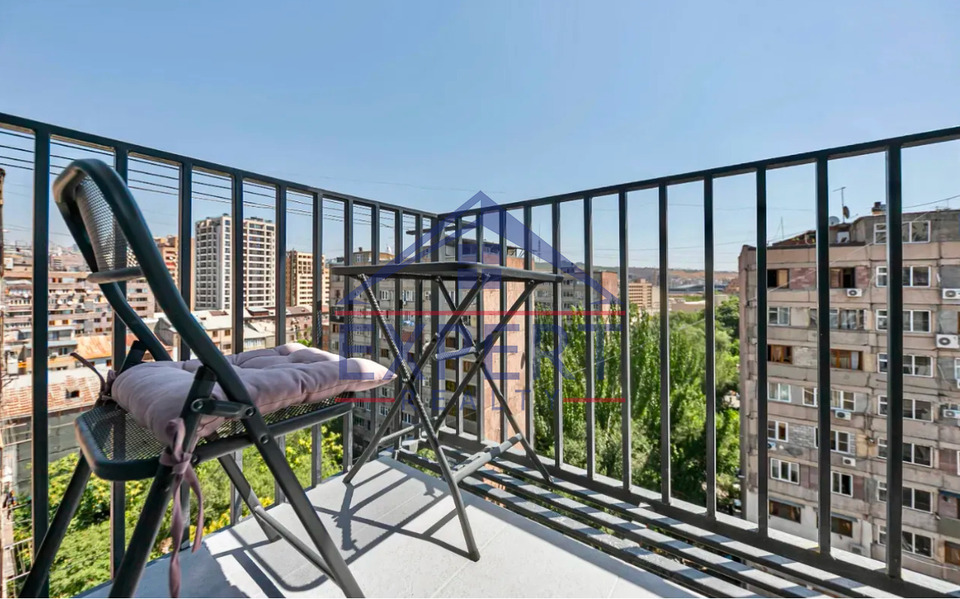 ԿԵՆՏՐՈՆ, ԿՈՂԲԱՑՈՒ ՓՈՂՈՑ, 3 ՍԵՆՅԱԿ