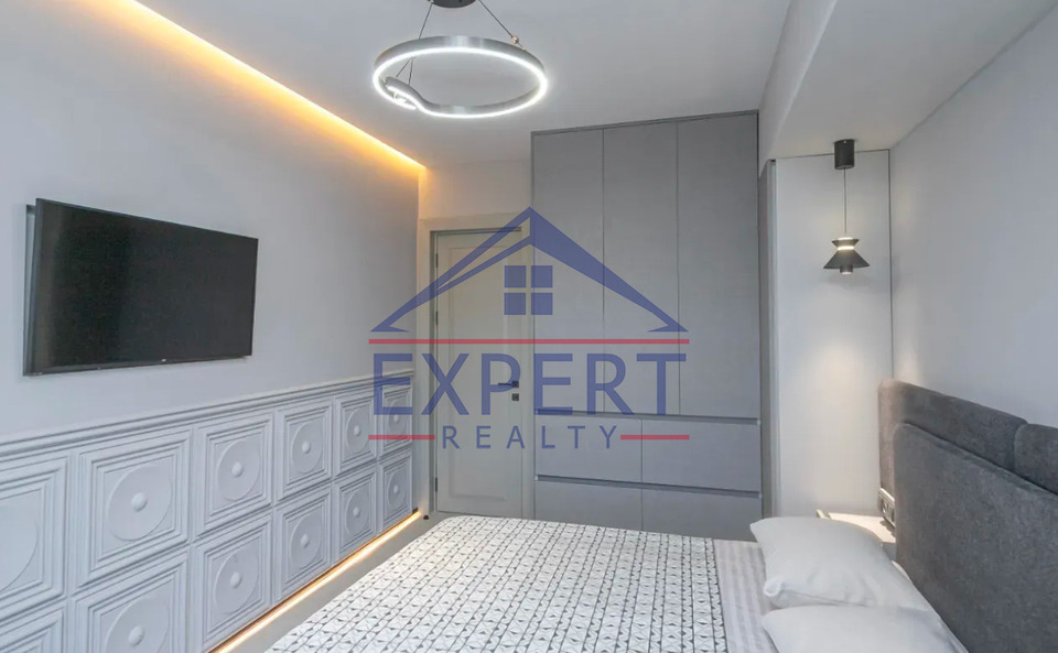 ԿԵՆՏՐՈՆ, ԿՈՂԲԱՑՈՒ ՓՈՂՈՑ, 3 ՍԵՆՅԱԿ