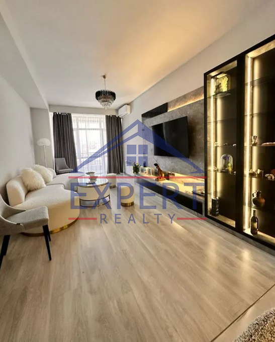 ԴԱՎԹԱՇԵՆ 4-ՐԴ ՓՈՂՈՑ, 2 ՍԵՆՅԱԿ