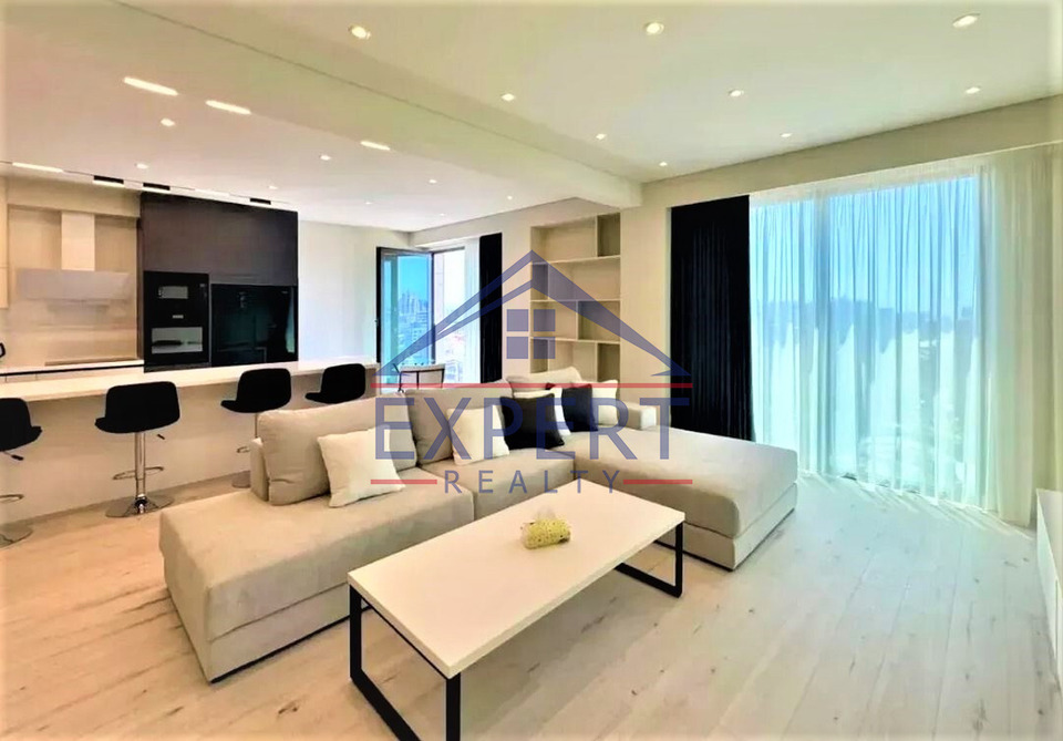 ԿԵՆՏՐՈՆ, ՏԵՐՅԱՆ ՓՈՂՈՑ, 3 ՍԵՆՅԱԿ