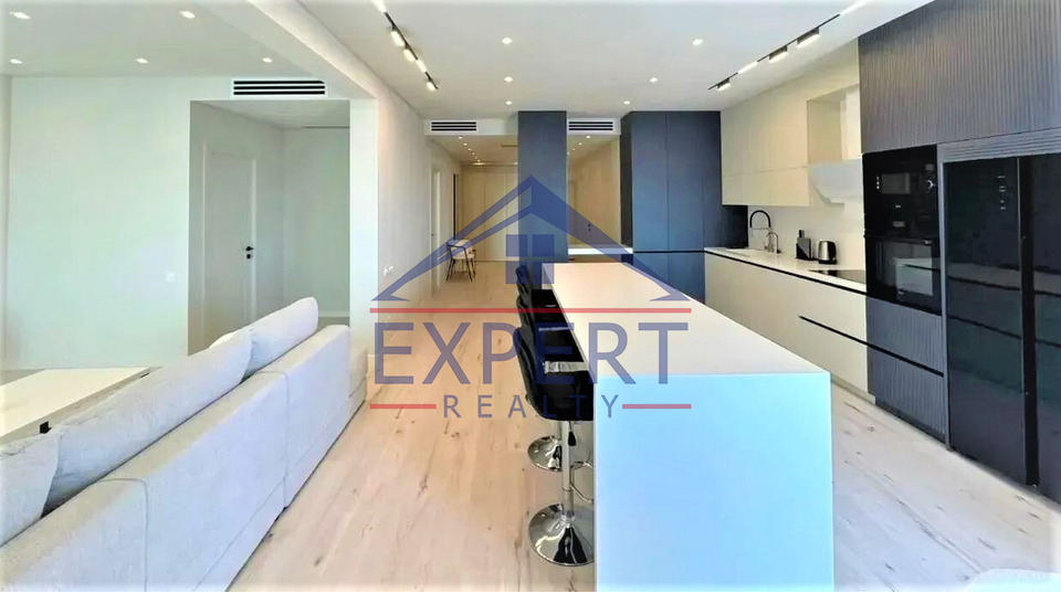 ԿԵՆՏՐՈՆ, ՏԵՐՅԱՆ ՓՈՂՈՑ, 3 ՍԵՆՅԱԿ