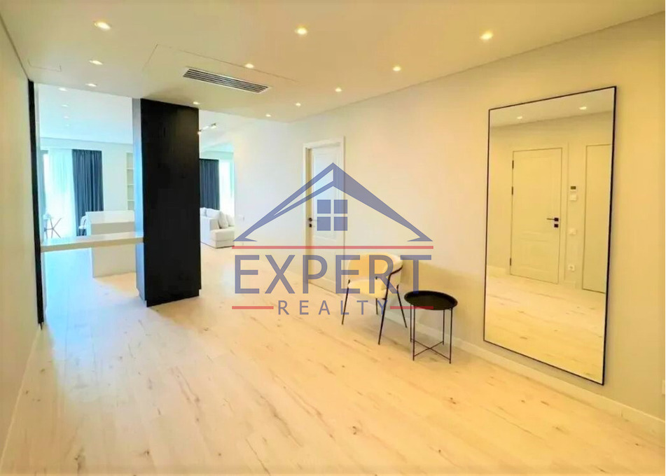 ԿԵՆՏՐՈՆ, ՏԵՐՅԱՆ ՓՈՂՈՑ, 3 ՍԵՆՅԱԿ