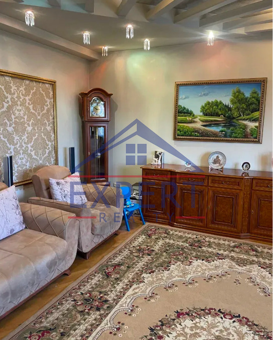 ԱՐԱԲԿԻՐ, ԿՈՄԻՏԱՍԻ ՊՈՂՈՏԱ, 3 ՍԵՆՅԱԿ