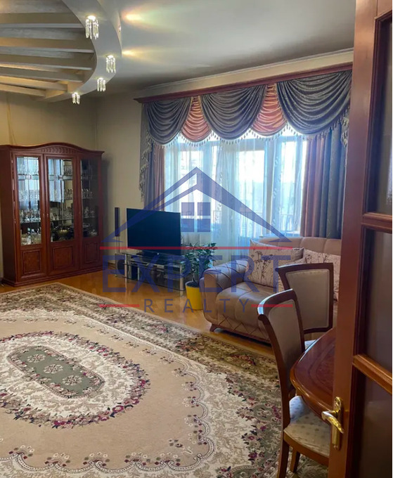 ԱՐԱԲԿԻՐ, ԿՈՄԻՏԱՍԻ ՊՈՂՈՏԱ, 3 ՍԵՆՅԱԿ