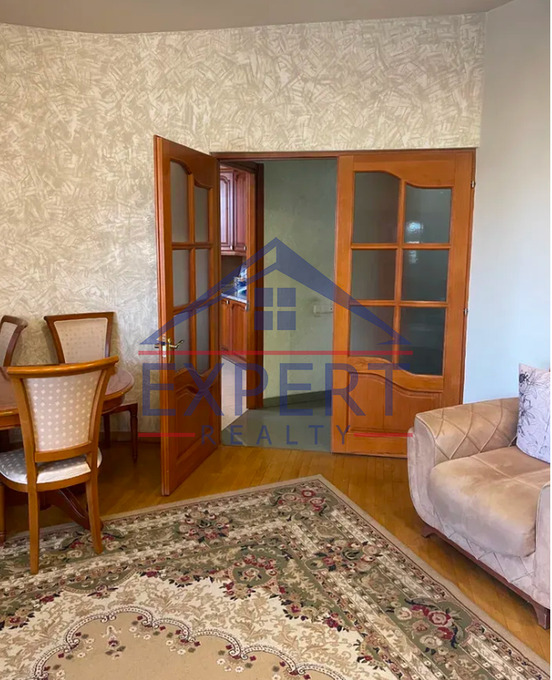 ԱՐԱԲԿԻՐ, ԿՈՄԻՏԱՍԻ ՊՈՂՈՏԱ, 3 ՍԵՆՅԱԿ