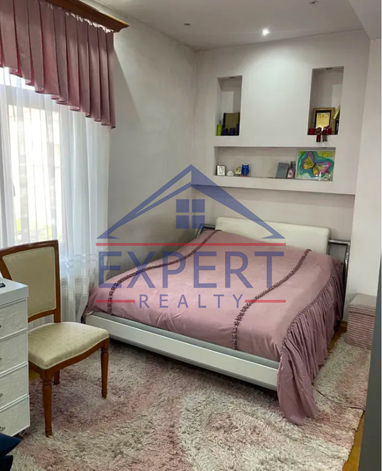 ԱՐԱԲԿԻՐ, ԿՈՄԻՏԱՍԻ ՊՈՂՈՏԱ, 3 ՍԵՆՅԱԿ