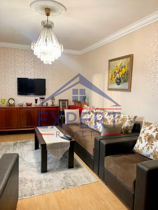 ԱՐԱԲԿԻՐ, ԿՈՄԻՏԱՍԻ ՊՈՂՈՏԱ, 3 ՍԵՆՅԱԿ