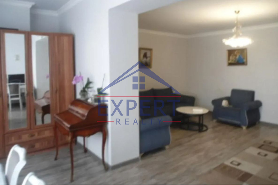 ԿԵՆՏՐՈՆ, ԲԱՂՐԱՄՅԱՆ ՊՈՂՈՏԱ  3 ՍԵՆՅԱԿ