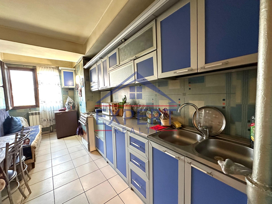 ԱՐԱԲԿԻՐ ԱԶԱՏՈՒԹՅԱՆ ՊՈՂՈՏԱ , 4 ՍԵՆՅԱԿ