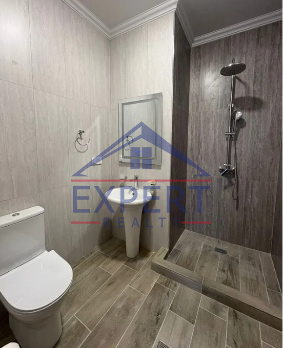 ԿԵՆՏՐՈՆ, ԱԼԵՔ ՄԱՆՈՒԿՅԱՆ ՓՈՂՈՑ, 7 ՍԵՆՅԱԿ