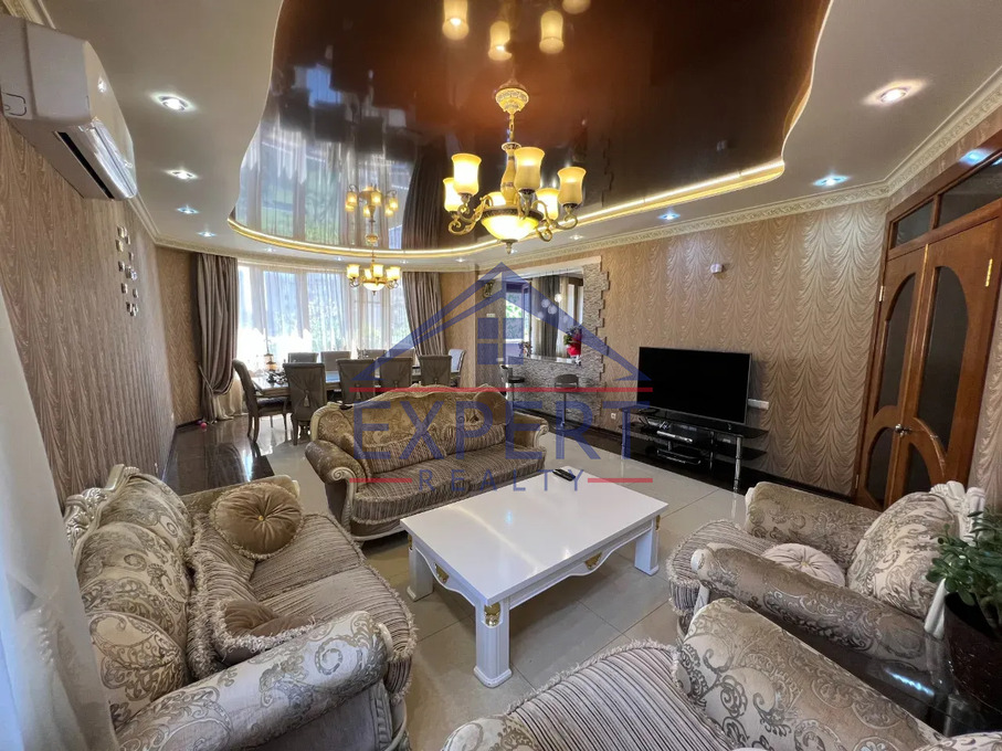 ԴԱՎԹԱՇԵՆ, ՏԻԳՐԱՆ ՊԵՏՐՈՍՅԱՆ ՓՈՂՈՑ, 6 ՍԵՆՅԱԿ