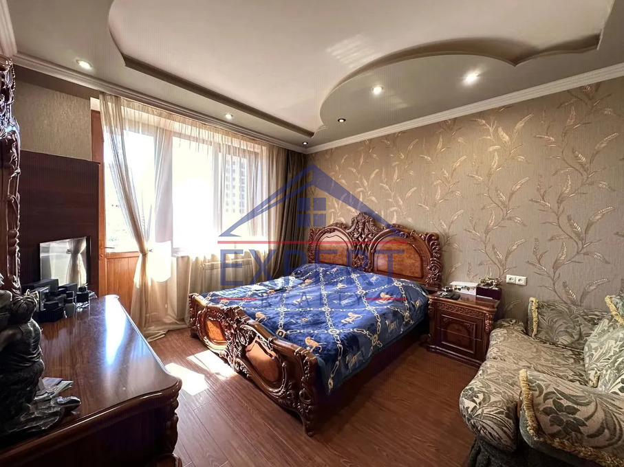 ԴԱՎԹԱՇԵՆ, ՏԻԳՐԱՆ ՊԵՏՐՈՍՅԱՆ ՓՈՂՈՑ, 6 ՍԵՆՅԱԿ