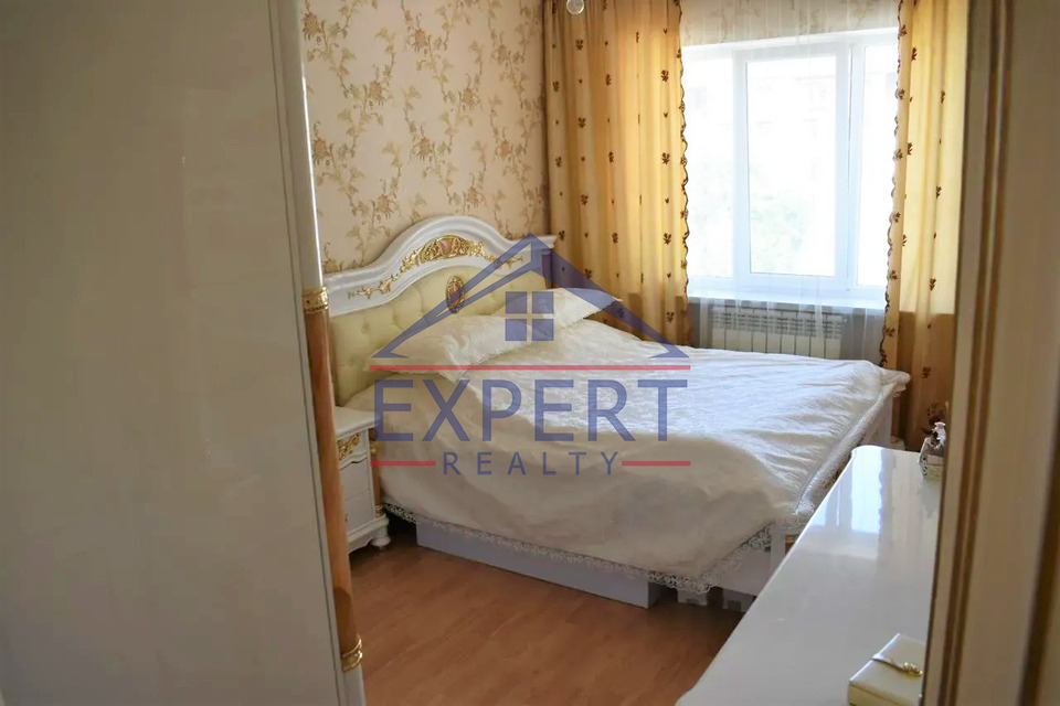 ՔԱՆԱՔԵՌ ԶԵՅԹՈՒՆ, ԱՐՄԵՆ ՏԻԳՐԱՆՅԱՆ ՓՈՂՈՑ, 3 ՍԵՆՅԱԿ