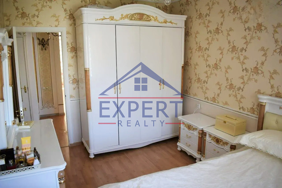 ՔԱՆԱՔԵՌ ԶԵՅԹՈՒՆ, ԱՐՄԵՆ ՏԻԳՐԱՆՅԱՆ ՓՈՂՈՑ, 3 ՍԵՆՅԱԿ