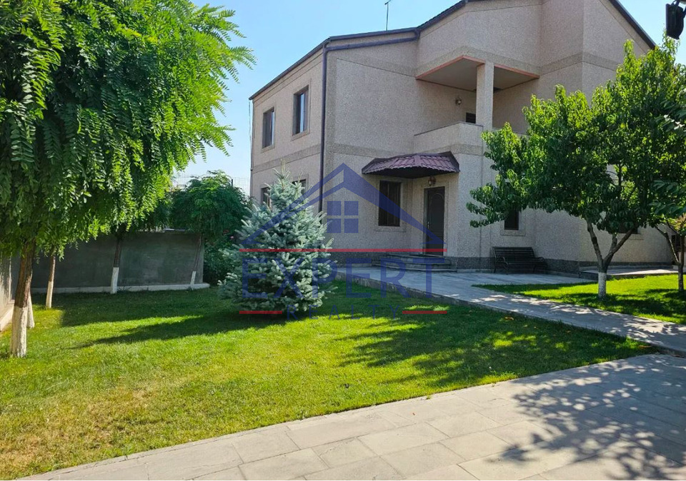 ԱՎԱՆ ԴՈՒՐՅԱՆ ՓՈՂՈՑ