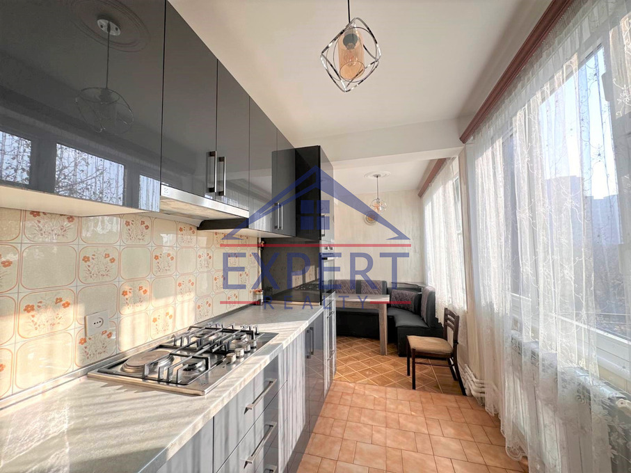 ՔԱՆԱՔԵՌ ԶԵՅԹՈՒՆ, Պ․ ՍևԱԿԻ ՓՈՂՈՑ, 3 ՍԵՆՅԱԿ