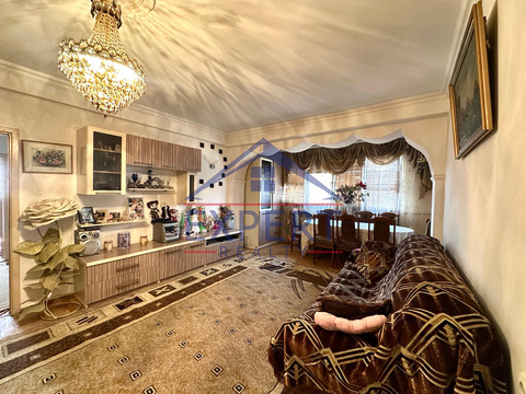 ԱՐԱԲԿԻՐ, ԱԶԱՏՈՒԹՅԱՆ ՊՈՂՈՏԱ , 4 ՍԵՆՅԱԿ