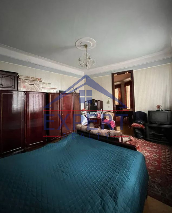 ԿԵՆՏՐՈՆ, ԿՈՐՅՈՒՆԻ  ՓՈՂՈՑ  3 ՍԵՆՅԱԿ