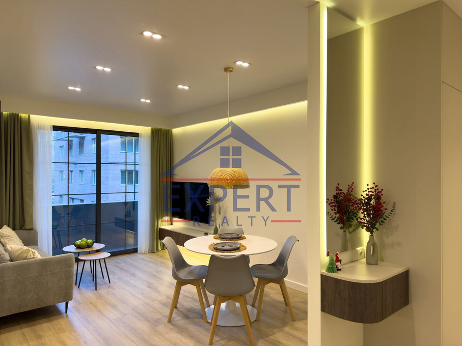 ԿԵՆՏՐՈՆ, ՊՈՒՇԿԻՆԻ ՓՈՂՈՑ, 2 ՍԵՆՅԱԿ