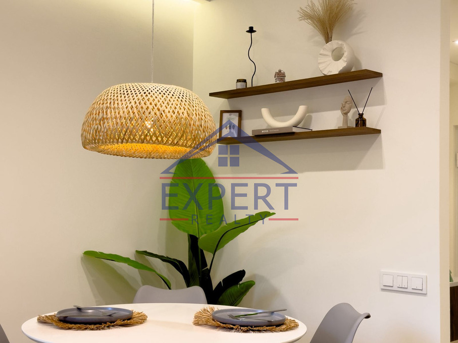 ԿԵՆՏՐՈՆ, ՊՈՒՇԿԻՆԻ ՓՈՂՈՑ, 2 ՍԵՆՅԱԿ