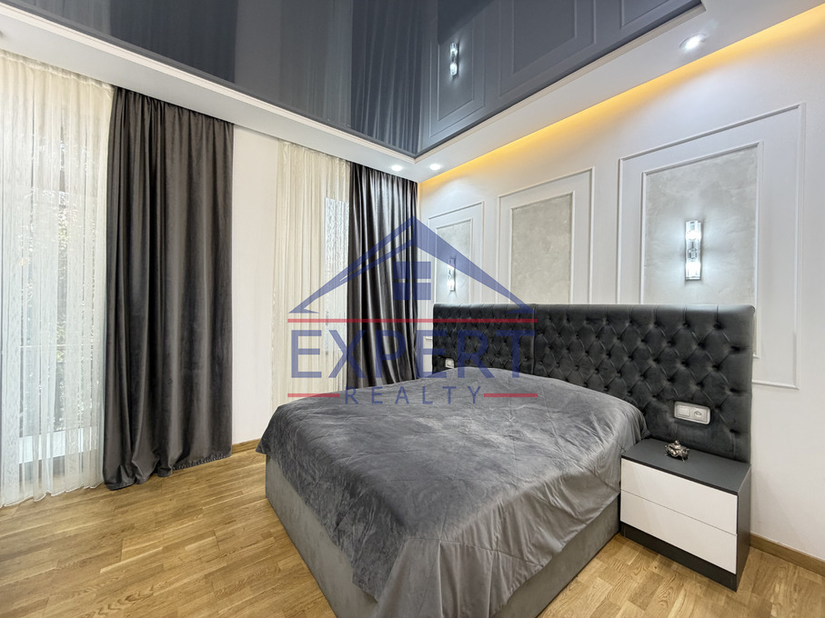 ԿԵՆՏՐՈՆ, ԽԱՆՋՅԱՆ  ՓՈՂՈՑ, 3 ՍԵՆՅԱԿ