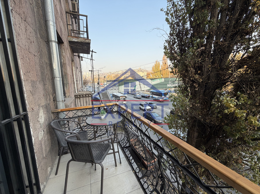 ԿԵՆՏՐՈՆ, ԽԱՆՋՅԱՆ  ՓՈՂՈՑ, 3 ՍԵՆՅԱԿ