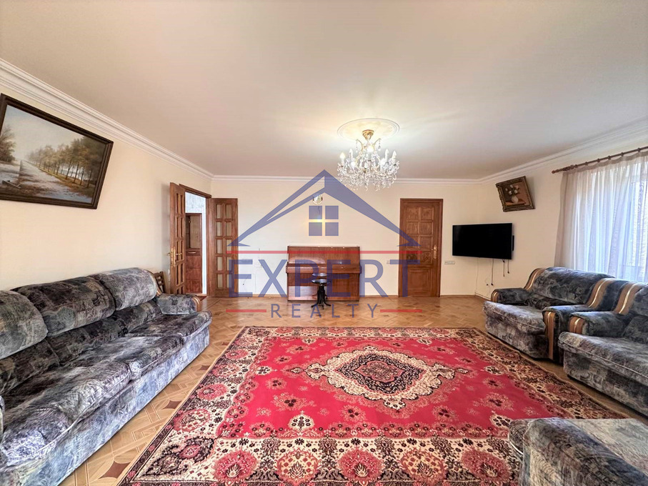 ՔԱՆԱՔԵՌ ԶԵՅԹՈՒՆ, Պ․ ՍևԱԿԻ ՓՈՂՈՑ, 3 ՍԵՆՅԱԿ