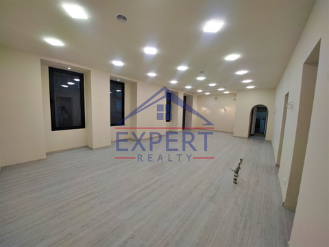 ԿԵՆՏՐՈՆ, ՊԱՐՈՆՅԱՆ, 65 ՔՄ