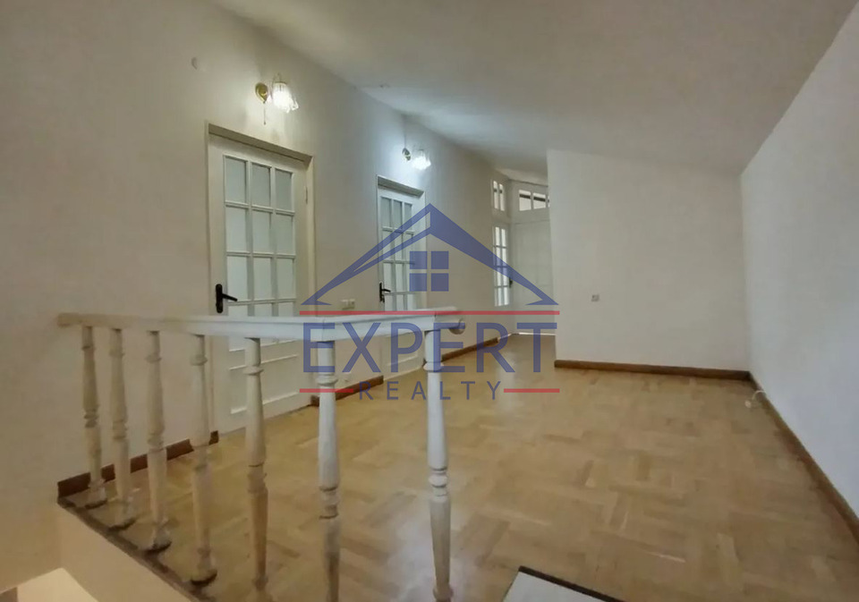 ԿԵՆՏՐՈՆ,ՄՀԵՐ ՄԿՐՏՉՅԱՆ ՓՈՂՈՑ 160ՔՄ