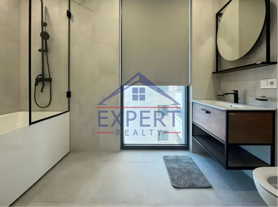 ԿԵՆՏՐՈՆ, ՏԵՐՅԱՆ ՓՈՂՈՑ, 3 ՍԵՆՅԱԿ