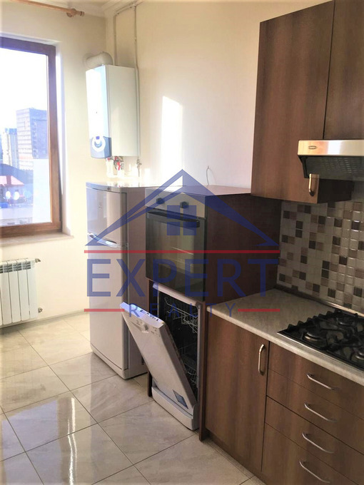 ԱՐԱԲԿԻՐ, ՀՐԱՉՅԱ ՔՈՉԱՐ ՓՈՂՈՑ, 2 ՍԵՆՅԱԿ