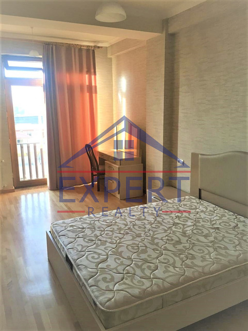 ԱՐԱԲԿԻՐ, ՀՐԱՉՅԱ ՔՈՉԱՐ ՓՈՂՈՑ, 2 ՍԵՆՅԱԿ