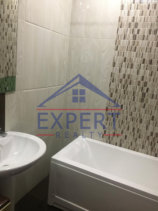 ԱՐԱԲԿԻՐ, ՀՐԱՉՅԱ ՔՈՉԱՐ ՓՈՂՈՑ, 2 ՍԵՆՅԱԿ