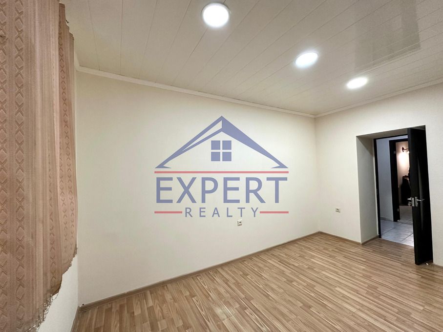 ԿԵՆՏՐՈՆ, ՏՊԱԳՐԻՉՆԵՐԻ ՓՈՂՈՑ, 90 ՔՄ․