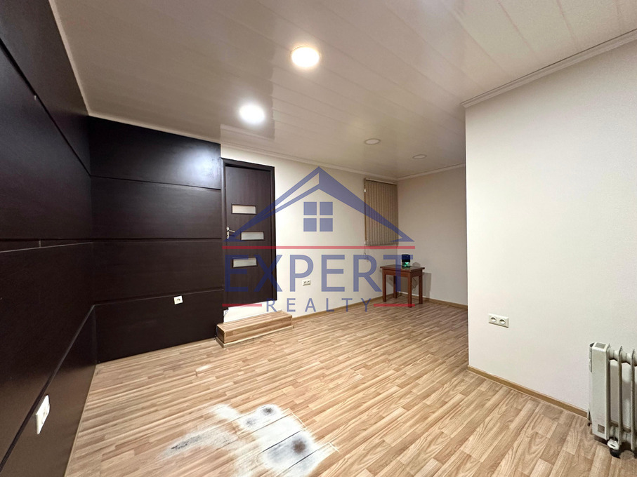 ԿԵՆՏՐՈՆ, ՏՊԱԳՐԻՉՆԵՐԻ ՓՈՂՈՑ, 90 ՔՄ․