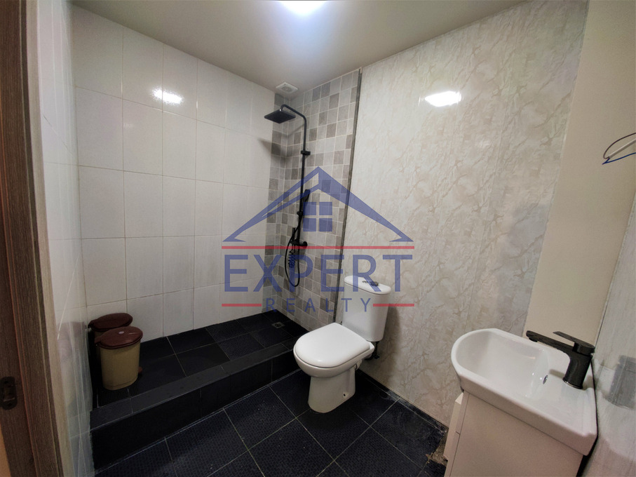 ԿԵՆՏՐՈՆ, ՊԱՐՈՆՅԱՆ, 70 ՔՄ