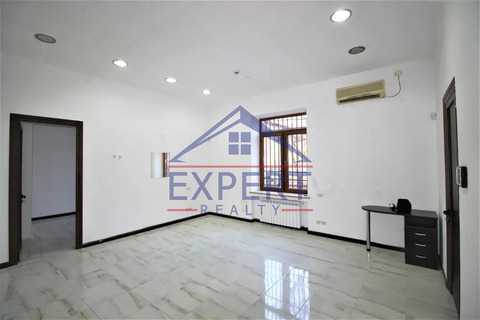 ԿԵՆՏՐՈՆ, ԱԲՈՎՅԱՆ ՓՈՂՈՑ, 65 ՔՄ․