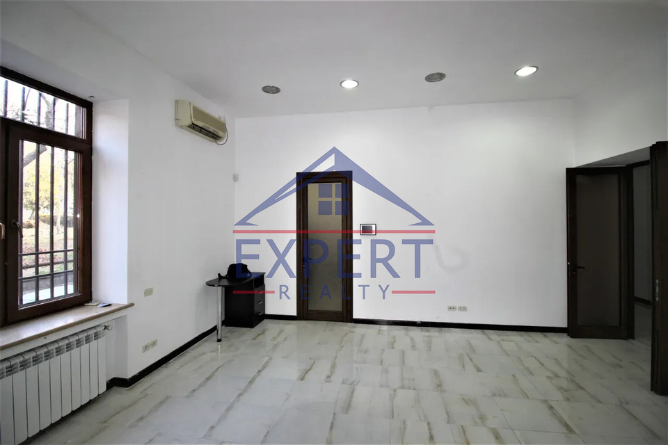 ԿԵՆՏՐՈՆ, ԱԲՈՎՅԱՆ ՓՈՂՈՑ, 65 ՔՄ․