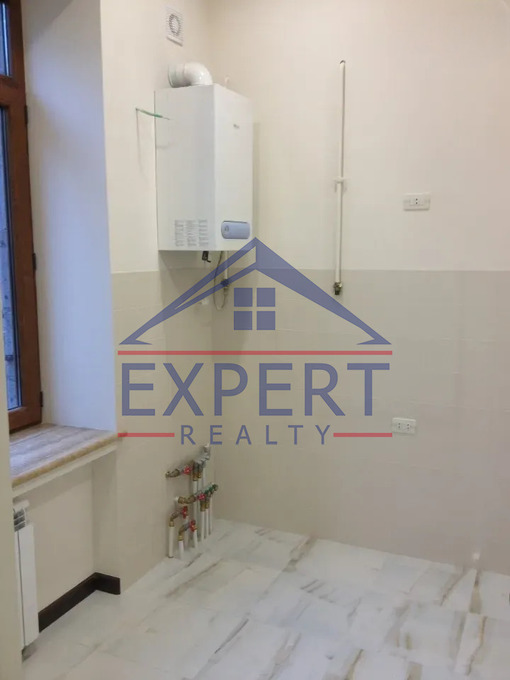 ԿԵՆՏՐՈՆ, ԱԲՈՎՅԱՆ ՓՈՂՈՑ, 65 ՔՄ․