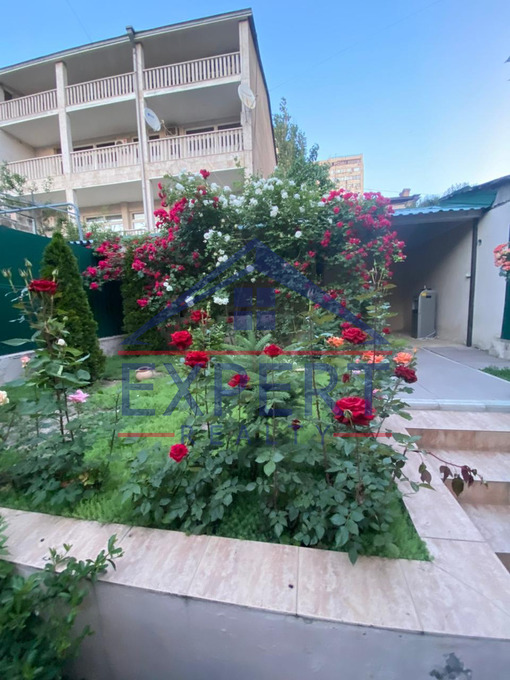 ԿԵՆՏՐՈՆ, ՉԱՐԵՆՑԻ ՓՈՂՈՑ, 120ՔՄ