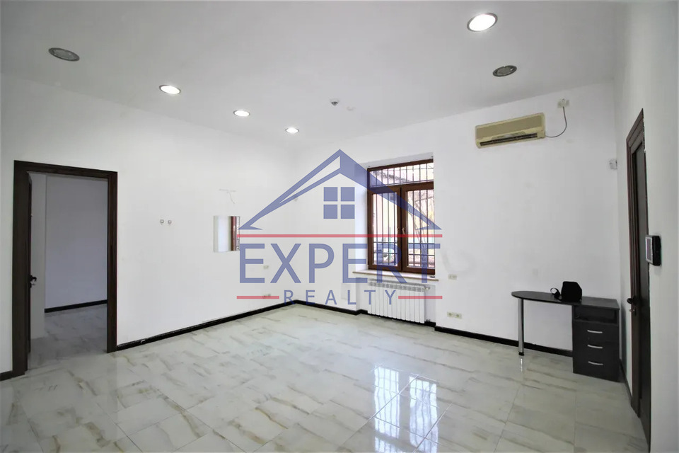 ԿԵՆՏՐՈՆ, ԱԲՈՎՅԱՆ ՓՈՂՈՑ, 65 ՔՄ․