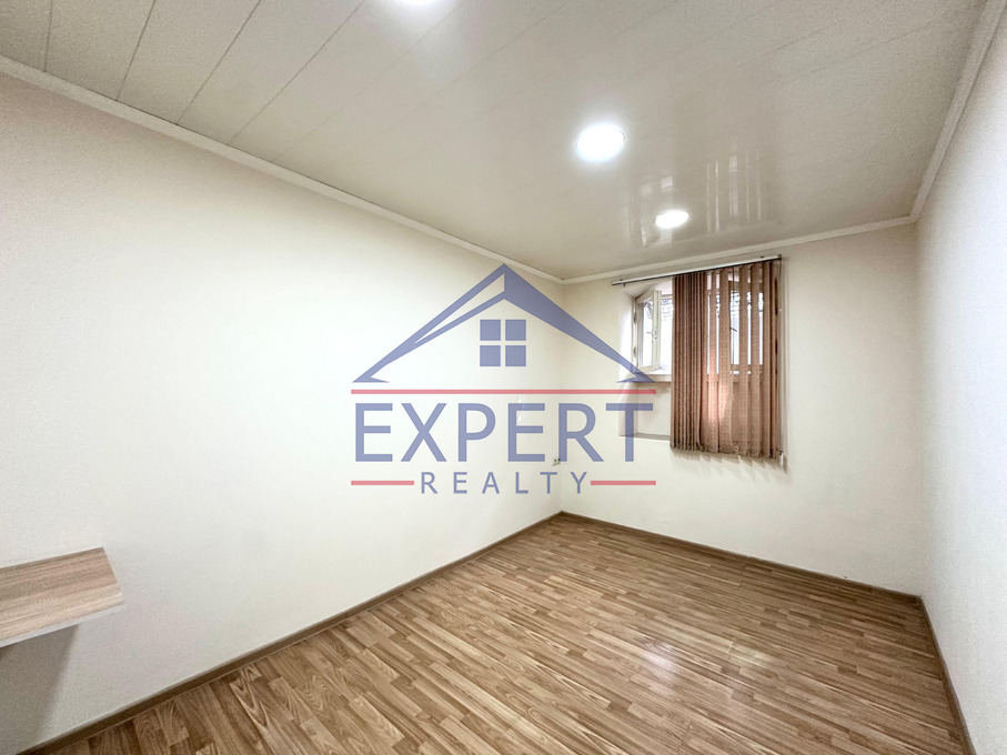 ԿԵՆՏՐՈՆ, ՏՊԱԳՐԻՉՆԵՐԻ ՓՈՂՈՑ, 90 ՔՄ․