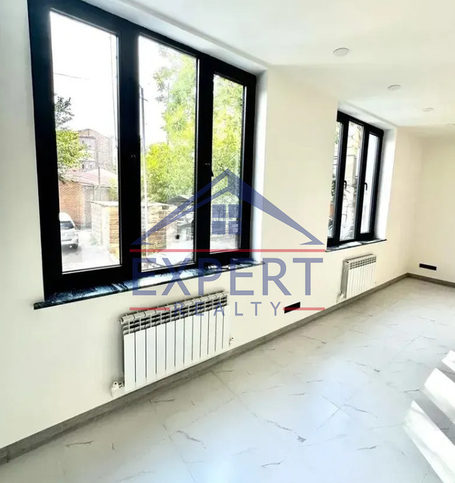 ԿԵՆՏՐՈՆ, ԽՈՐԵՆԱՑՈՒ ՓՈՂՈՑ, 100ՔՄ