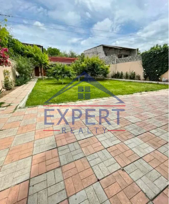 ՄԱԼԱԹԻԱ ՍԵԲԱՍՏԻԱ, ՏԻՉԻՆԱՅԻ ՓՈՂՈՑ , 4 ՍԵՆՅԱԿ