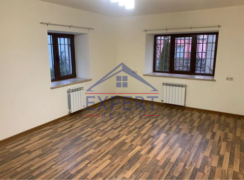 ԿԵՆՏՐՈՆ, ԼԵՌ ԿԱՄՍԱՐ ՓՈՂՈՑ, 85 քմ