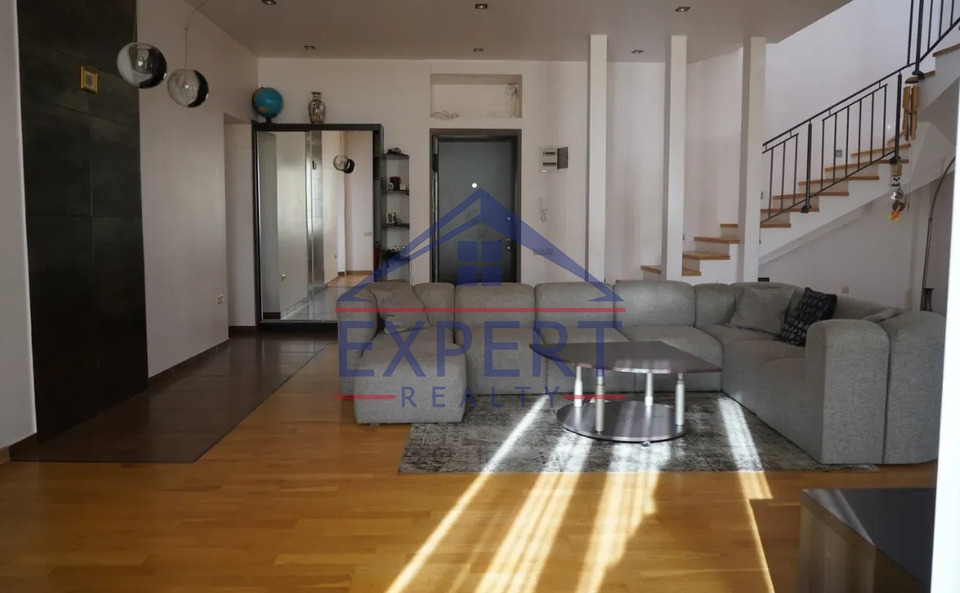 ԿԵՆՏՐՈՆ, ՄՈՍԿՈՎՅԱՆ ՓՈՂՈՑ, 3 ՍԵՆՅԱԿ