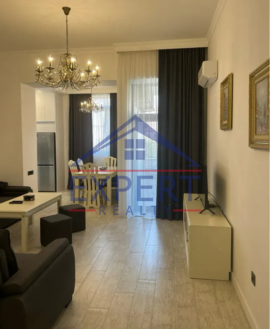 ԿԵՆՏՐՈՆ, ԿՈՐՅՈՒՆ ՓՈՂՈՑ, 3 ՍԵՆՅԱԿ