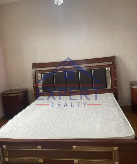 ԿԵՆՏՐՈՆ, ԽԱՆՋՅԱՆ ՓՈՂՈՑ, 3 ՍԵՆՅԱԿ