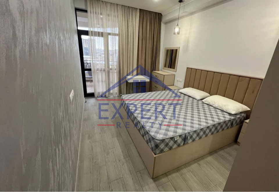 ՔԱՆԱՔԵՌ-ԶԵՅԹՈՒՆ, ՆԵՐՍԻՍՅԱՆ ՓԱԿՈՒՂԻ, 2 ՍԵՆՅԱԿ