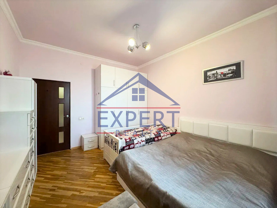 ԱՎԱՆ, ԾԱՐԱՎ ԱՂԲՅՈՒՐԻ ՓՈՂՈՑ, 2 ՍԵՆՅԱԿ